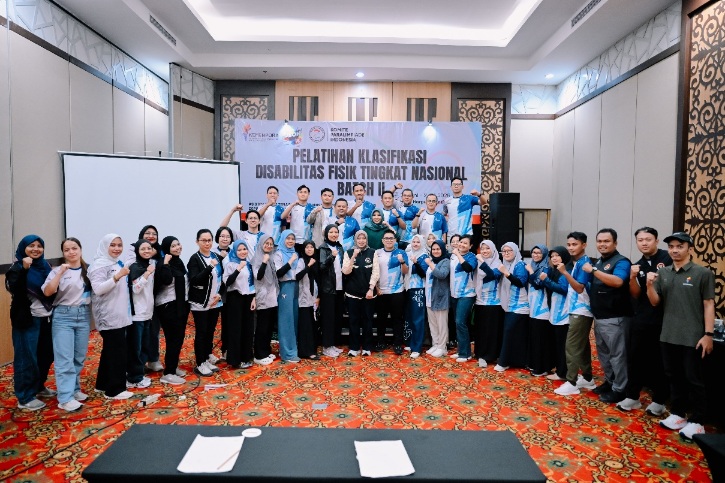 Foto bersama kegiatan klasifikasi olahraga disabilitas fisik